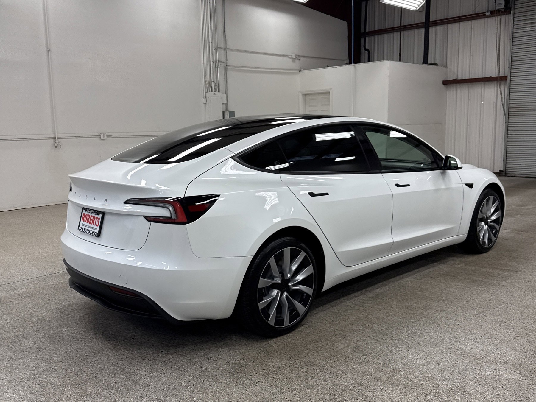 Used 2025 Tesla Model 3 Long Range image 17