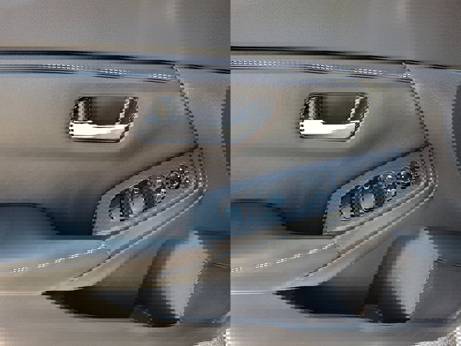 Used 2021 Nissan Sentra SV image 12