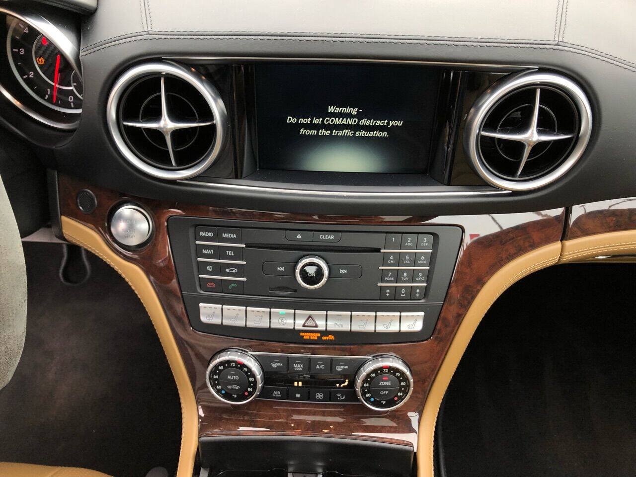 Used 2017 Mercedes-Benz SL 63 AMG image 25