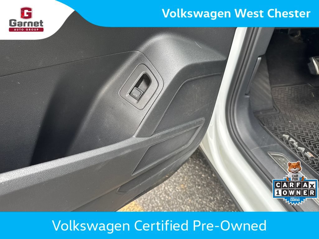 Certified 2023 Volkswagen Atlas Cross Sport SEL R-Line AWD/4WD image 14