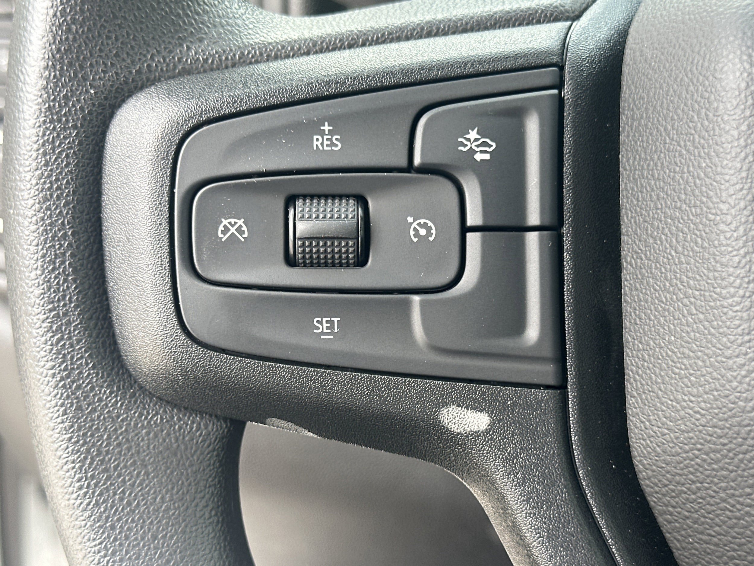 Used 2026 Chevrolet Silverado 1500 Custom w/ Turbomax Blackout Package AWD/4WD image 26