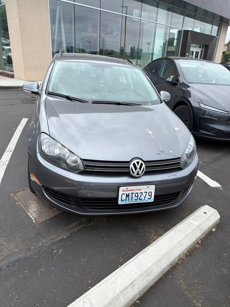 Used 2011 Volkswagen Jetta TDI FWD image 2