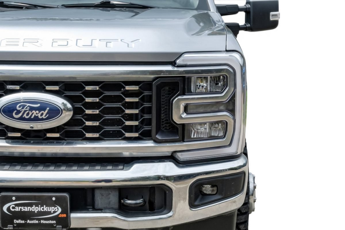 Used 2023 Ford F350 Lariat w/ FX4 Off-Road Package AWD/4WD image 50
