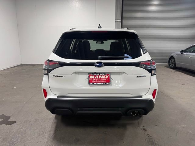 Used 2025 Subaru Forester Touring w/ Popular Package - Touring image 4
