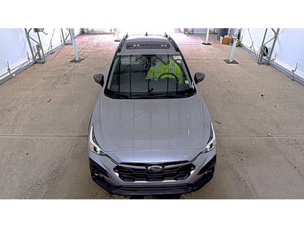 Used 2024 Subaru Crosstrek 2.0i Premium AWD/4WD image 2
