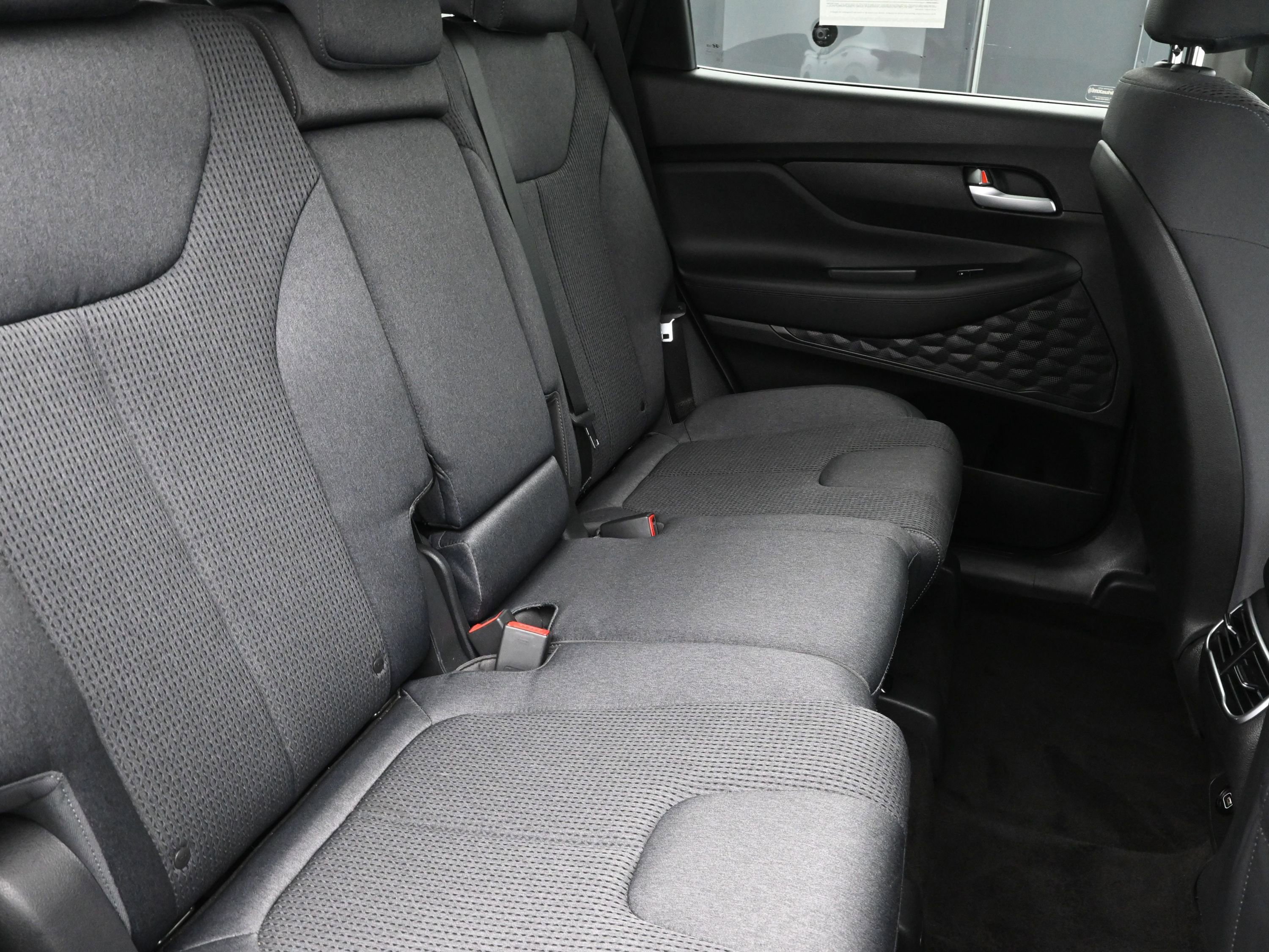 Used 2022 Hyundai Santa Fe SEL image 25