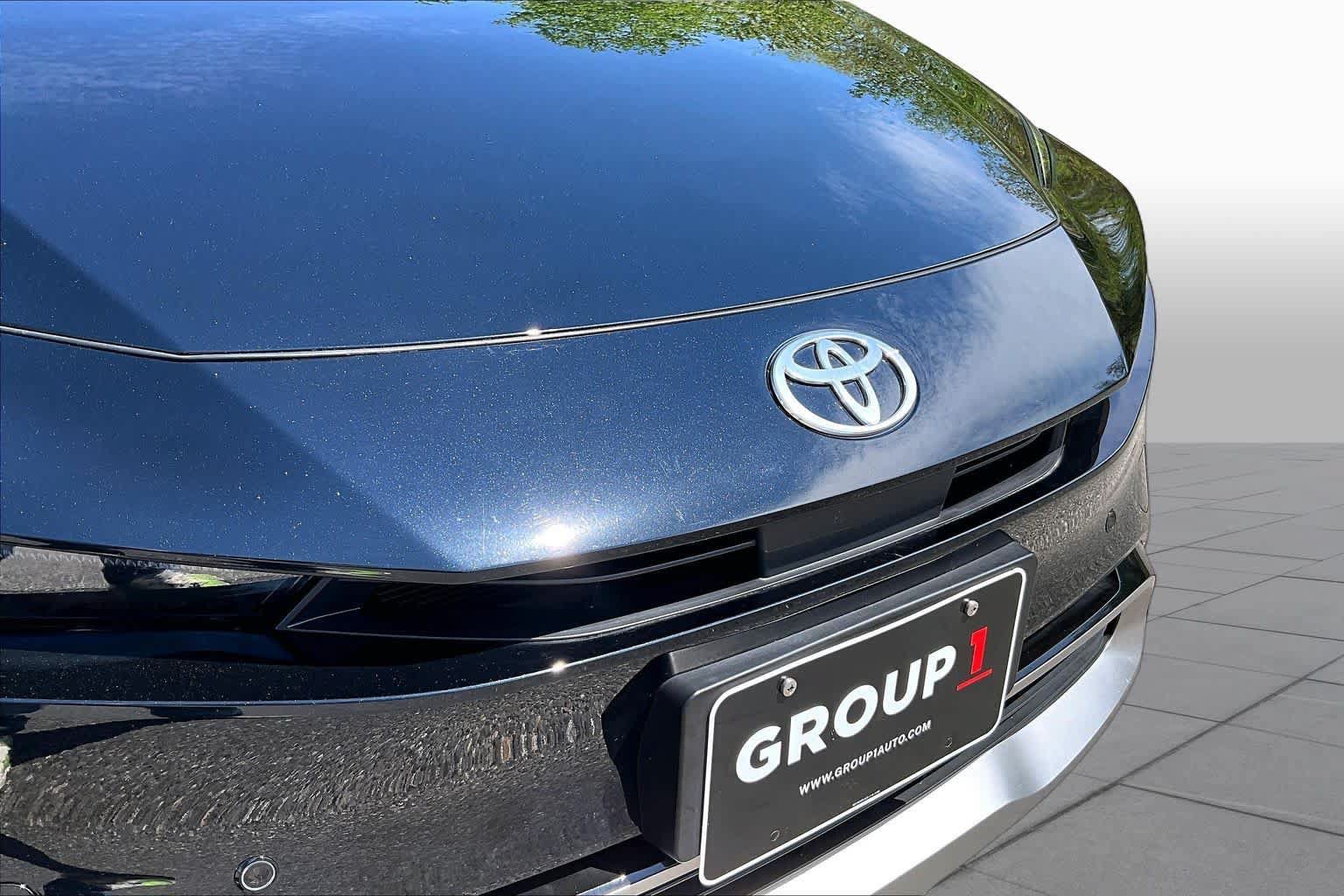Used 2023 Toyota Prius Prime Premium FWD image 31