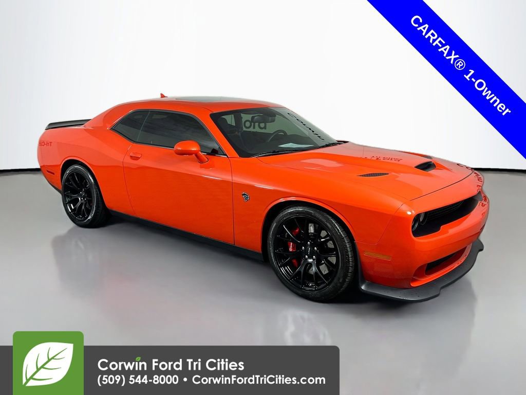 Used 2016 Dodge Challenger SRT Hellcat image 1