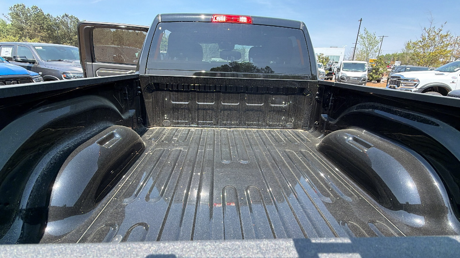 New 2026 RAM 2500 Big Horn AWD/4WD image 13