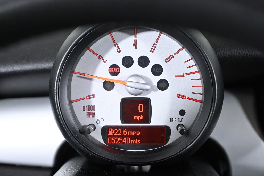 Used 2013 MINI Cooper Hardtop image 14