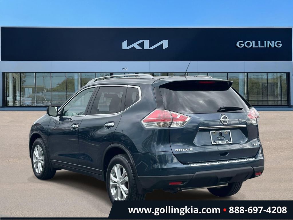 Used 2016 Nissan Rogue SV FWD image 4