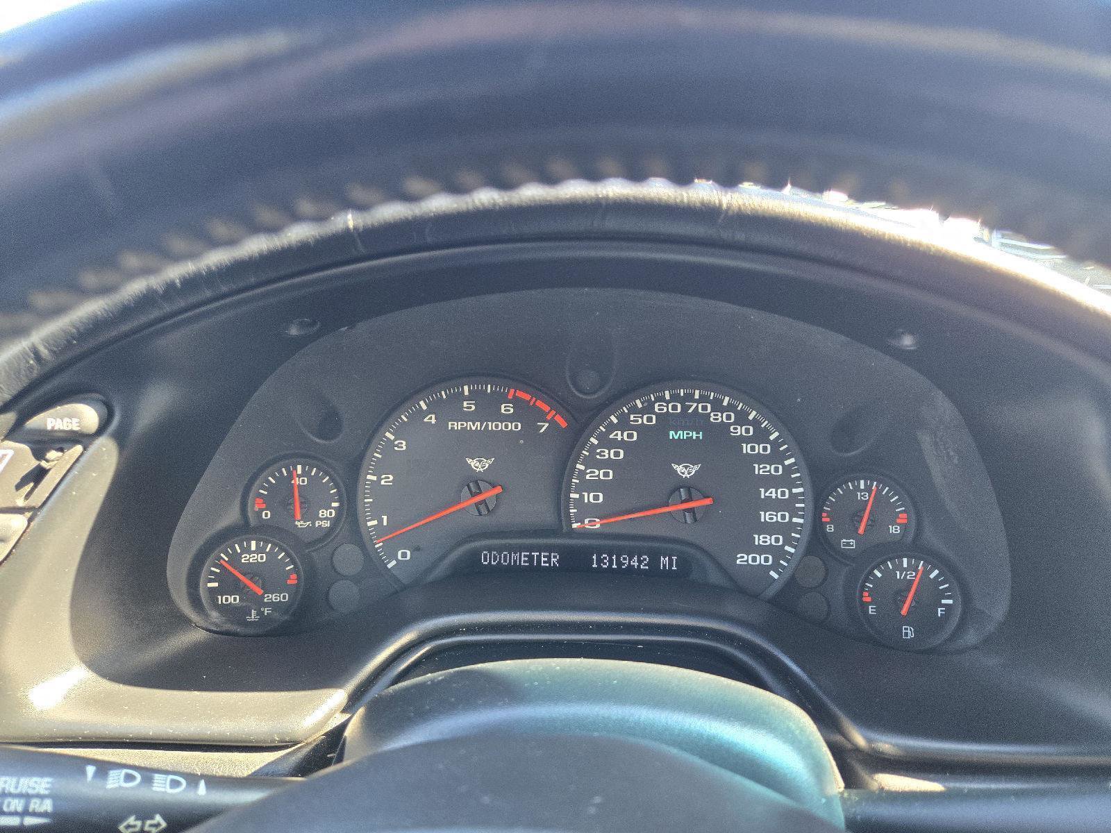 Used 2004 Chevrolet Corvette Convertible w/ Preferred Equipment Group image 26