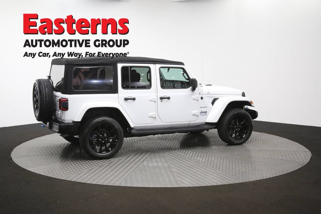 Used 2022 Jeep Wrangler Unlimited Sahara w/ Cold Weather Group AWD/4WD image 44