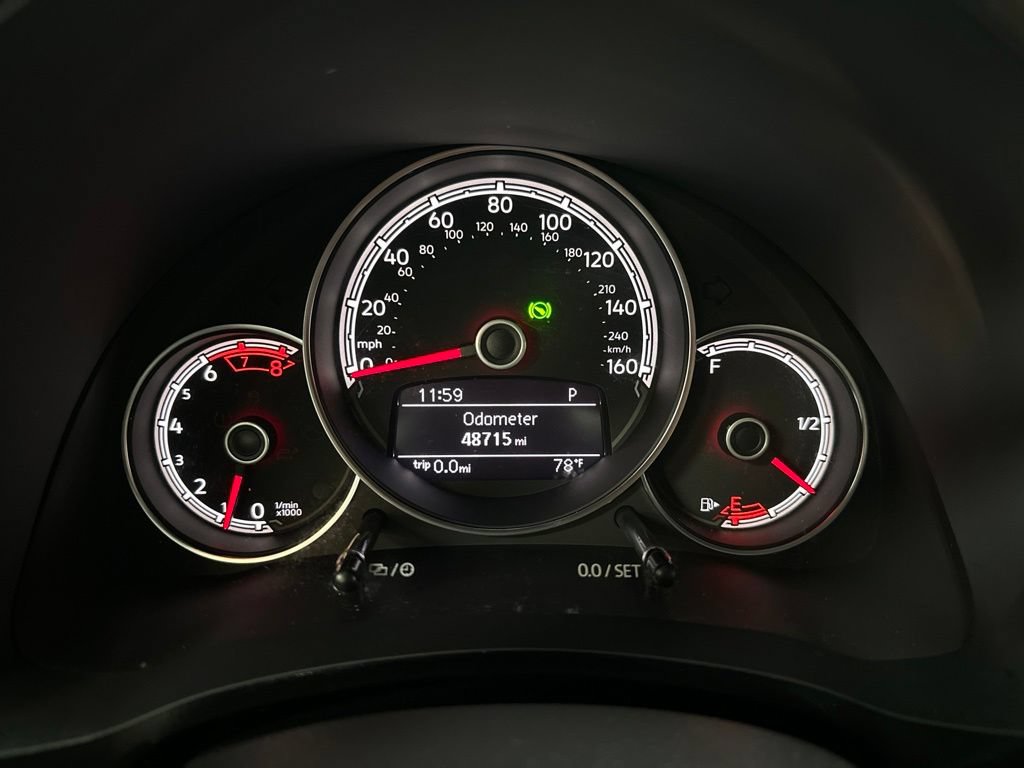 Used 2019 Volkswagen Beetle 2.0T S FWD image 25