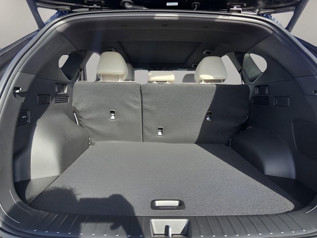 New 2026 Hyundai Tucson Limited image 30