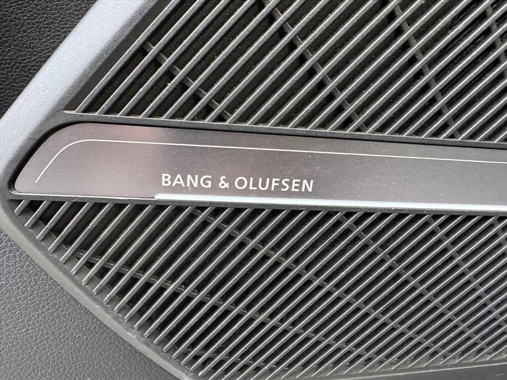 Used 2024 Audi SQ5 Premium Plus w/ S Sport Package image 15