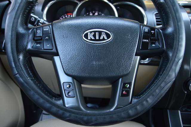 Used 2013 Kia Sorento EX w/ Premium Plus Pkg image 20
