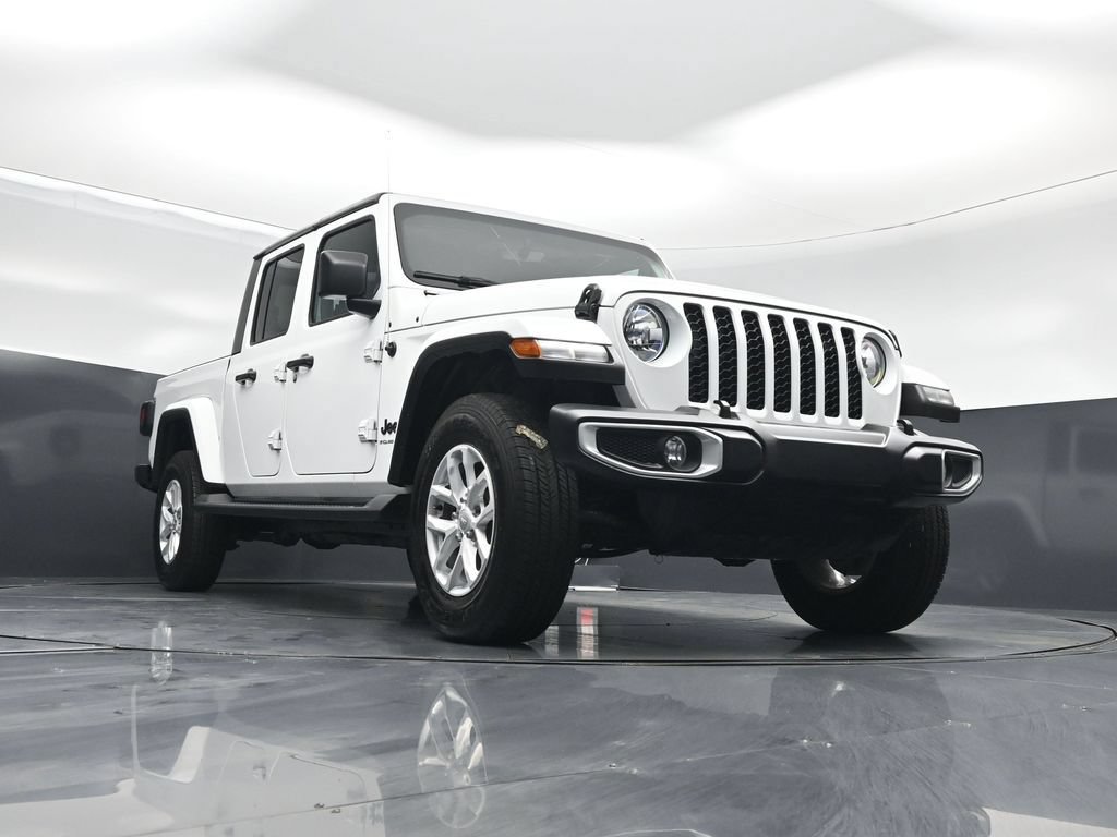 Used 2023 Jeep Gladiator Sport AWD/4WD image 40