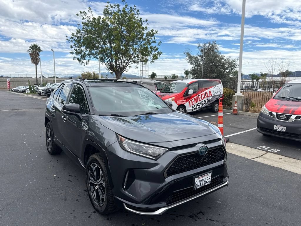 Used 2021 Toyota RAV4 XSE w/ Premium Package AWD/4WD video 2