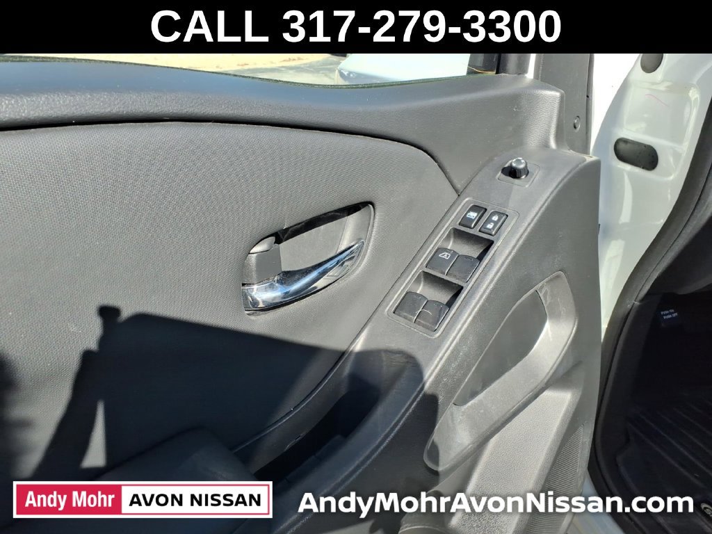 Used 2024 Nissan Frontier SV w/ SV Convenience Package AWD/4WD image 16