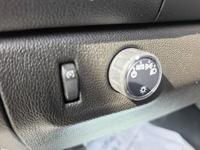 Used 2021 Chevrolet Colorado LT w/ Fleet Safety Package image 30