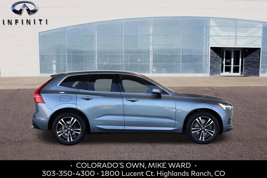 Used 2018 Volvo XC60 T6 Momentum w/ Vision Package image 7