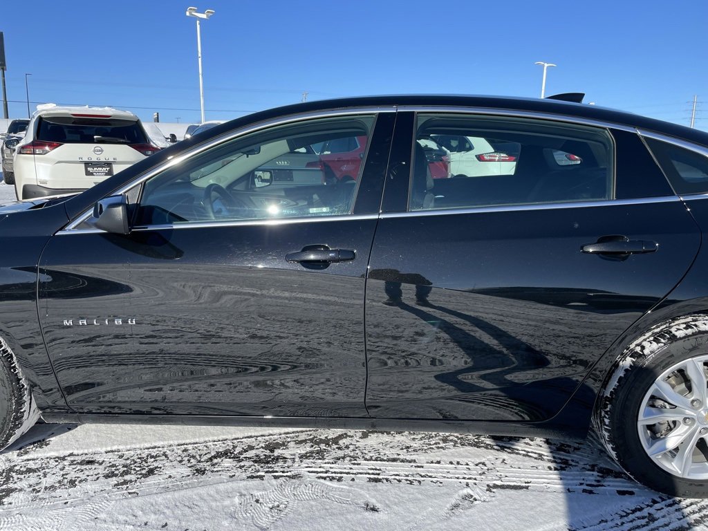 Used 2025 Chevrolet Malibu LT image 31