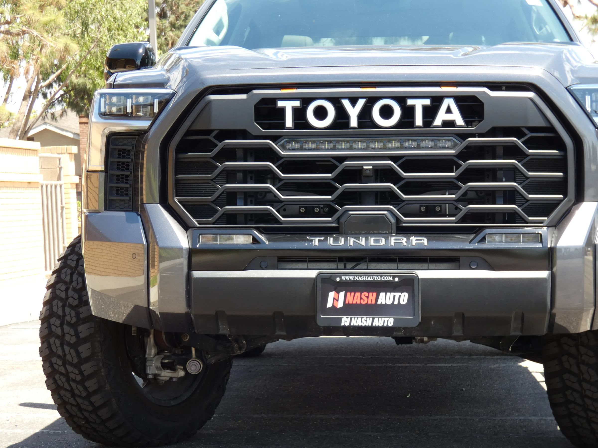 Used 2024 Toyota Tundra Limited w/ TRD Off-Road Package AWD/4WD image 19