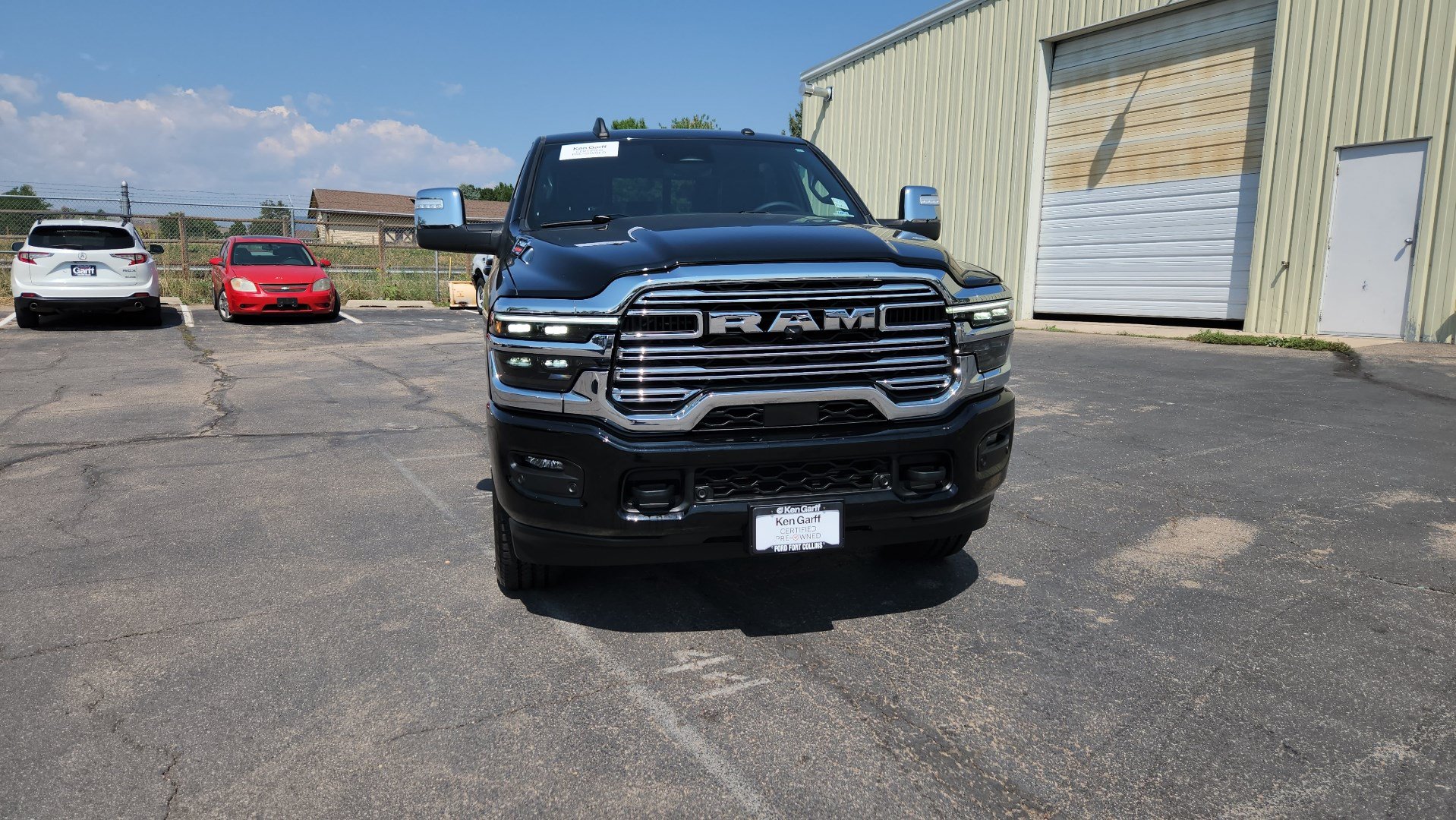 Used 2025 RAM 2500 Laramie AWD/4WD image 14