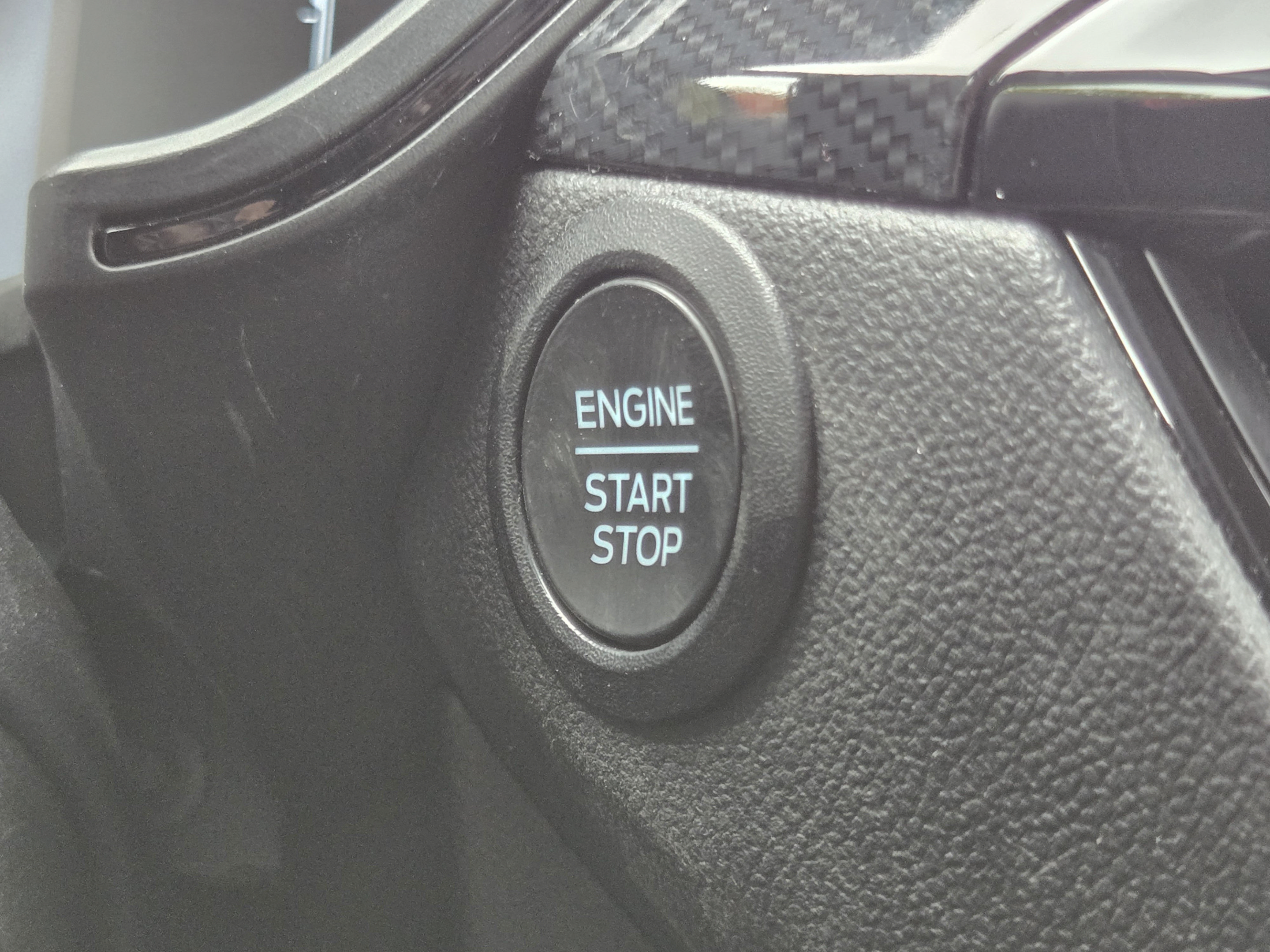 Used 2024 Ford Escape ST-Line AWD/4WD image 17