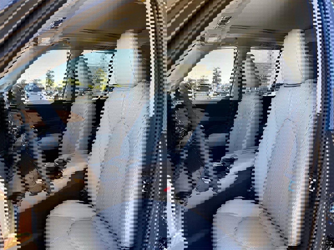 New 2026 Toyota Grand Highlander Limited image 24