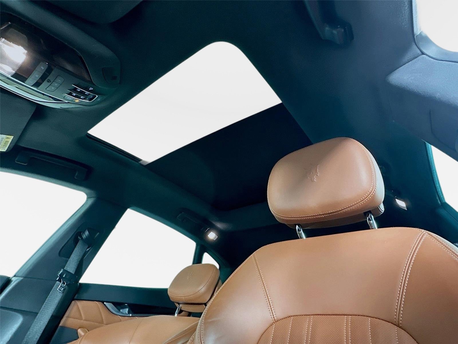 Used 2022 Maserati Levante GT image 28