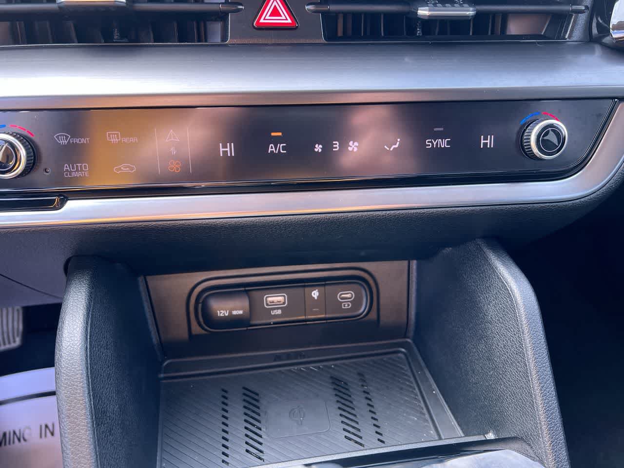 Certified 2025 Kia Sportage EX FWD image 19