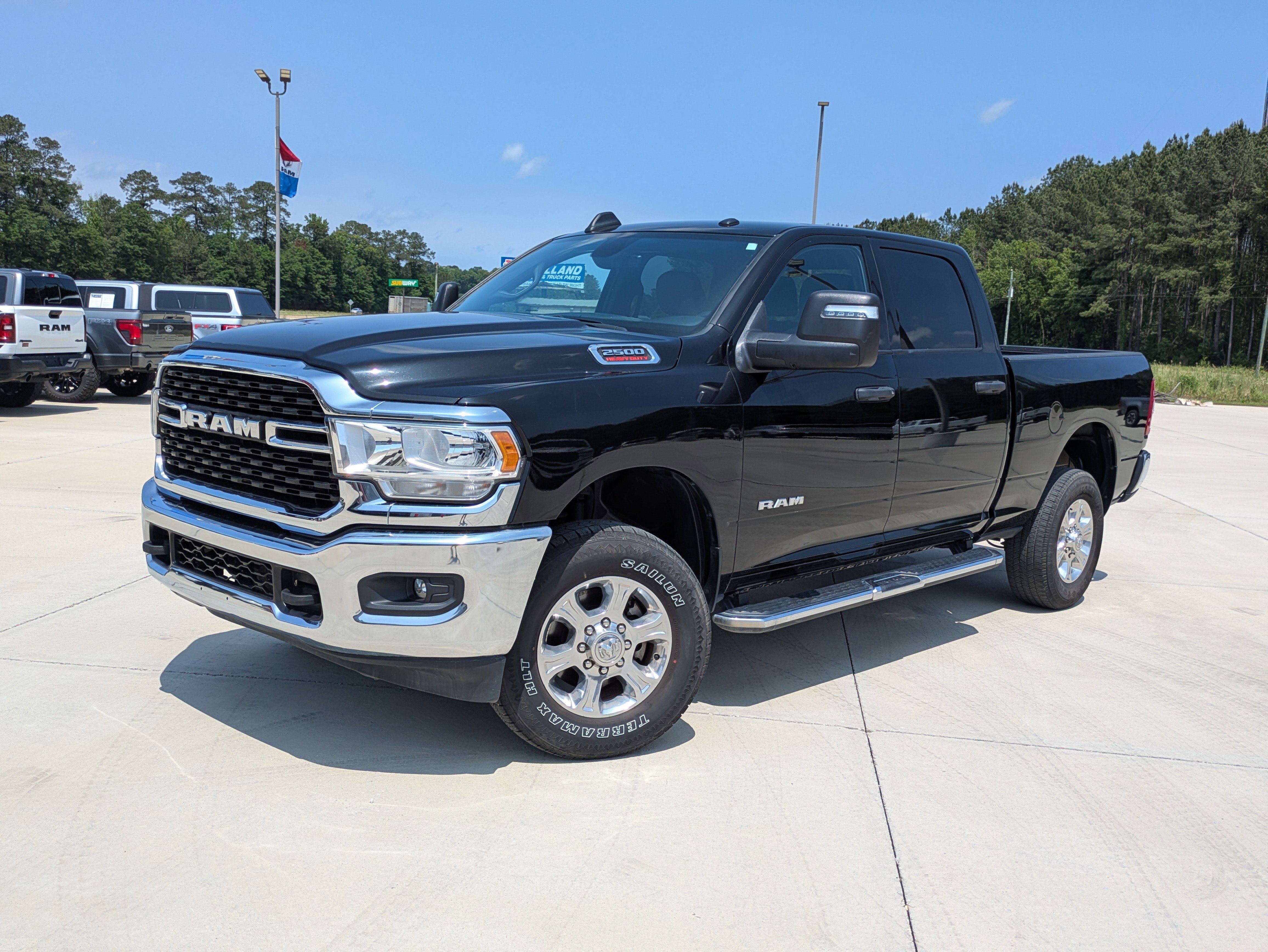 Used 2024 RAM 2500 Big Horn w/ Bed Utility Group AWD/4WD image 4