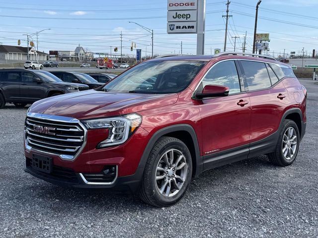 Used 2022 GMC Terrain SLT w/ Infotainment Package II image 27