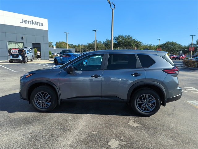 New 2026 Nissan Rogue S image 7