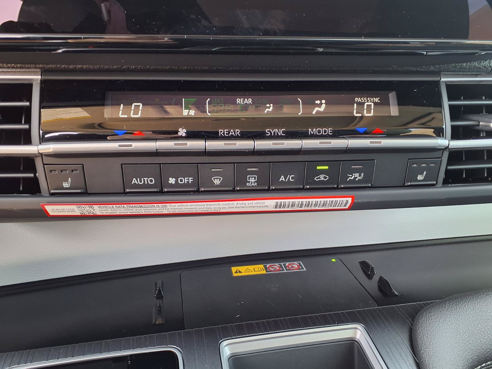 New 2026 Toyota Sienna XLE FWD image 15