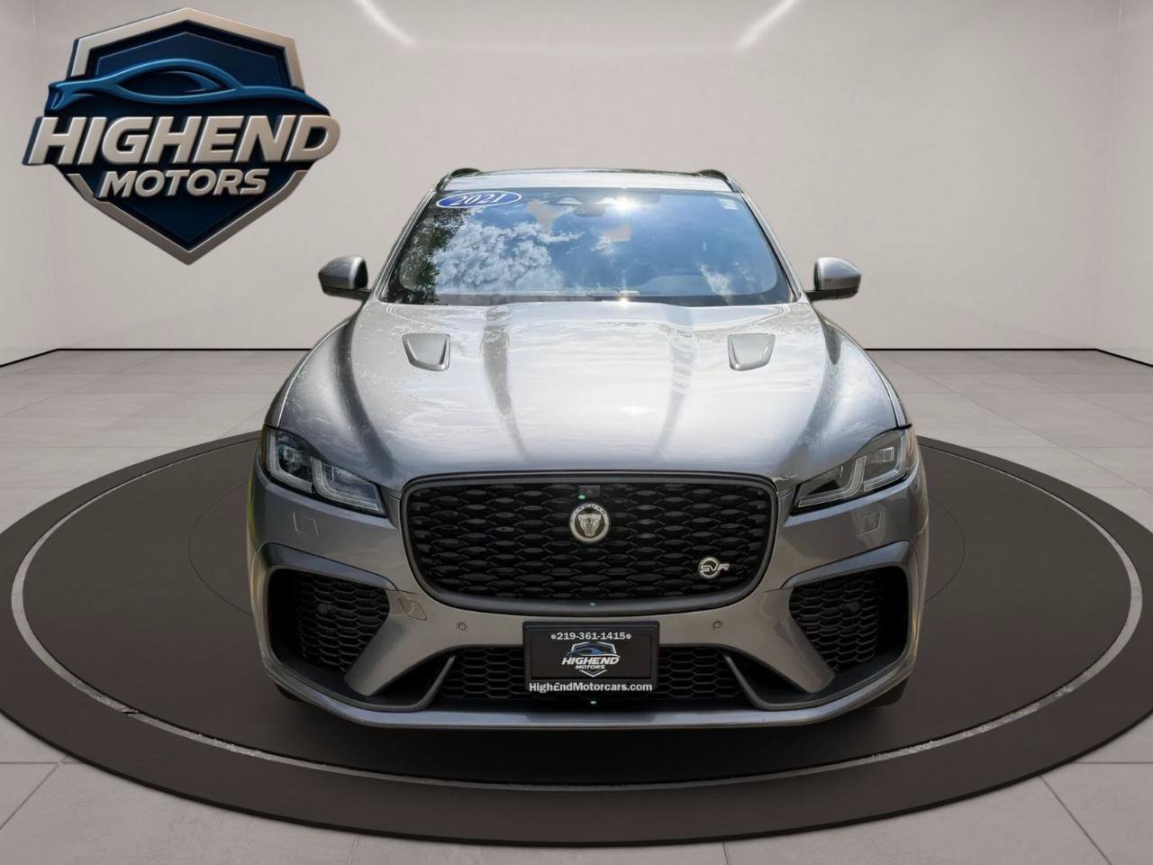 Used 2021 Jaguar F-PACE SVR AWD/4WD image 10