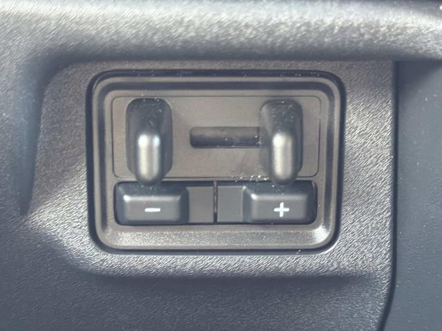 Certified 2025 Ford Expedition Active AWD/4WD image 31