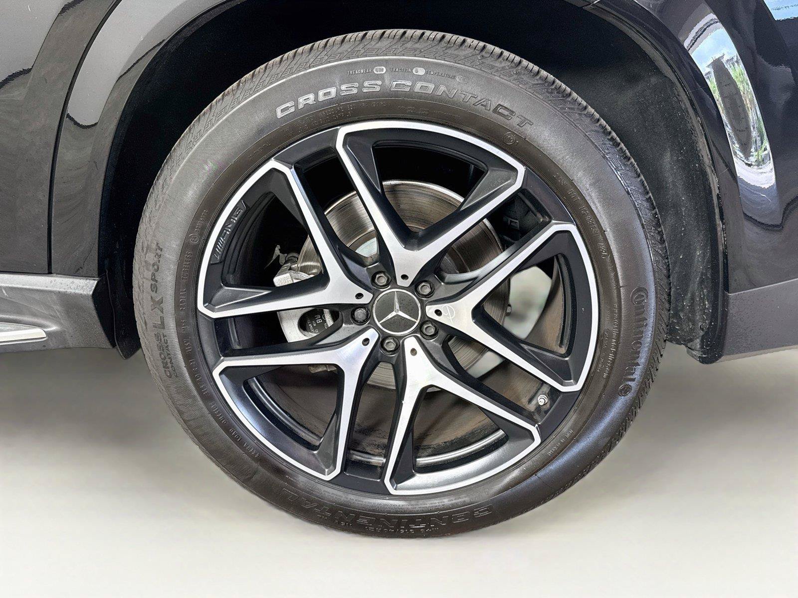 Used 2025 Mercedes-Benz GLE 53 AMG 4MATIC Coupe w/ Driver Assistance Package image 39