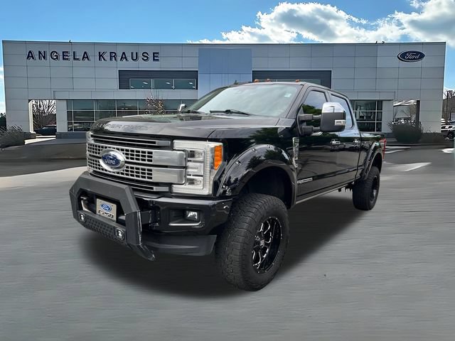 Used 2019 Ford F250 Platinum w/ Platinum Ultimate Package AWD/4WD video 3