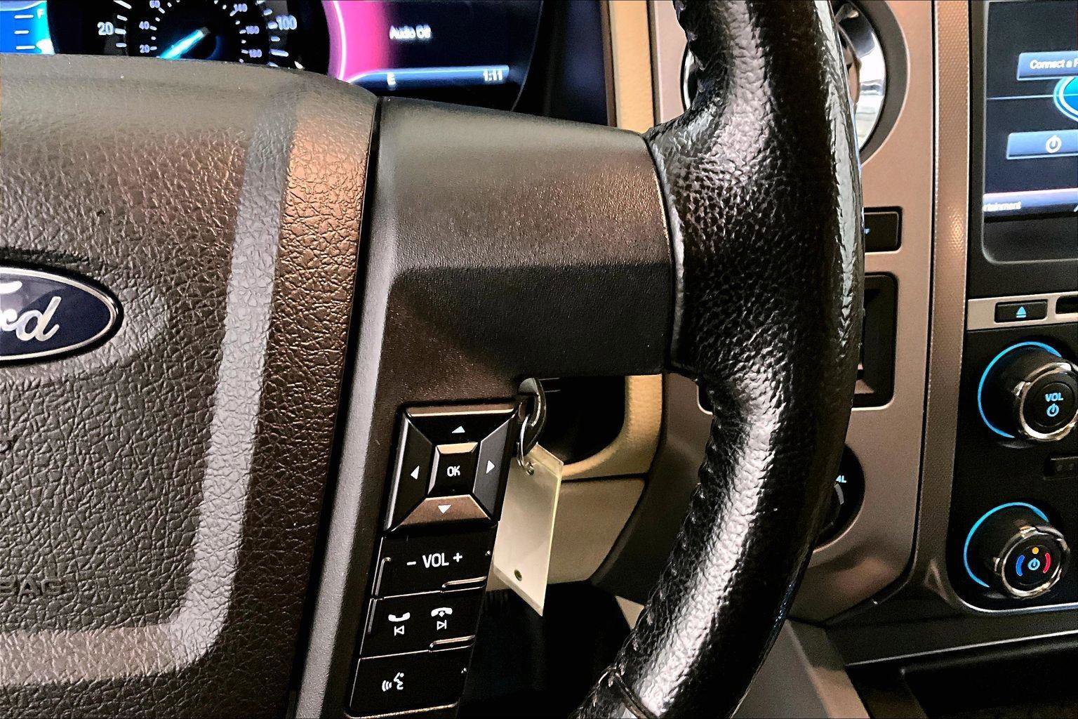 Used 2015 Ford Expedition EL XLT w/ Equipment Group 202A image 19