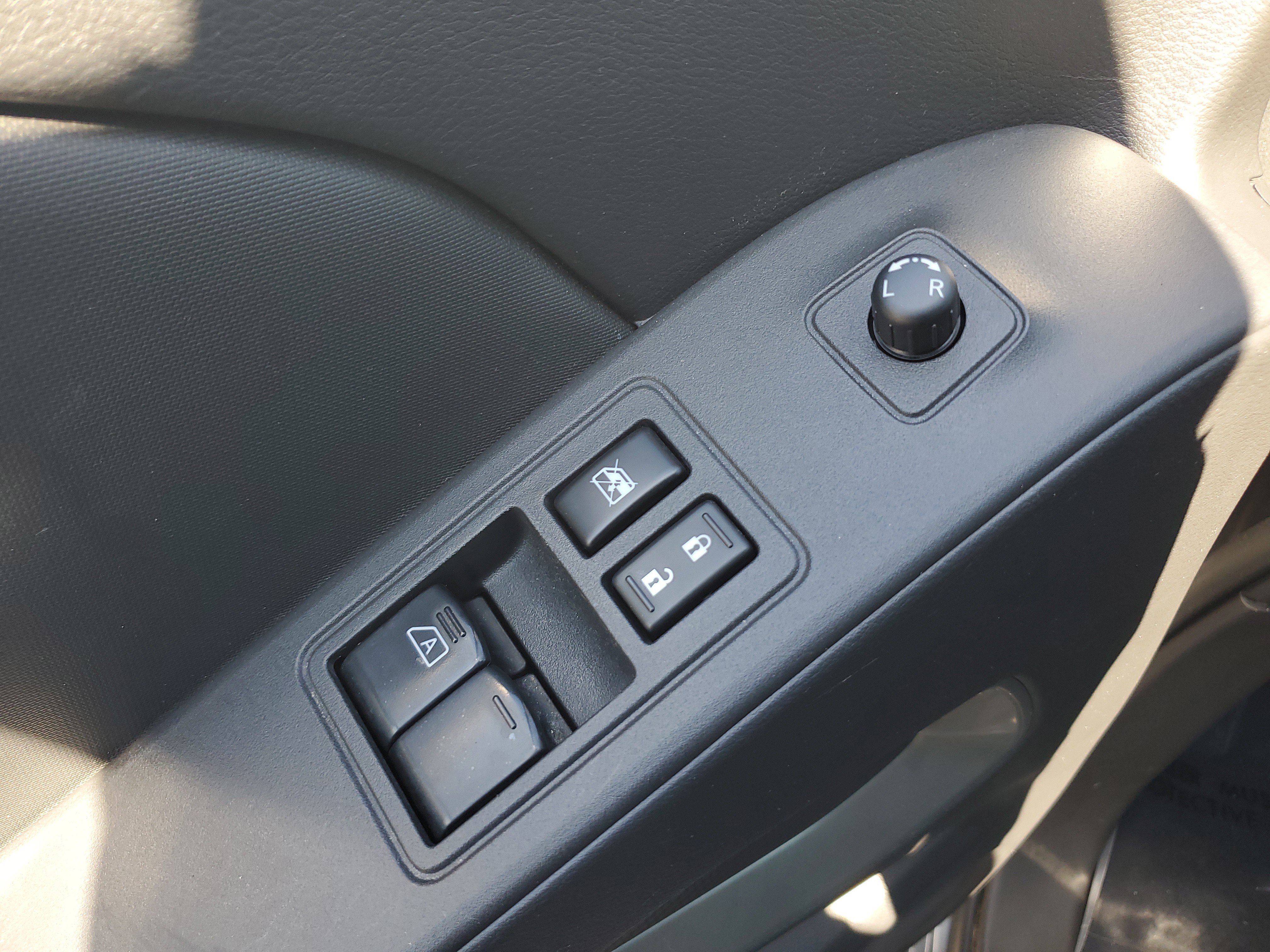 Certified 2023 Nissan Frontier SV RWD image 22