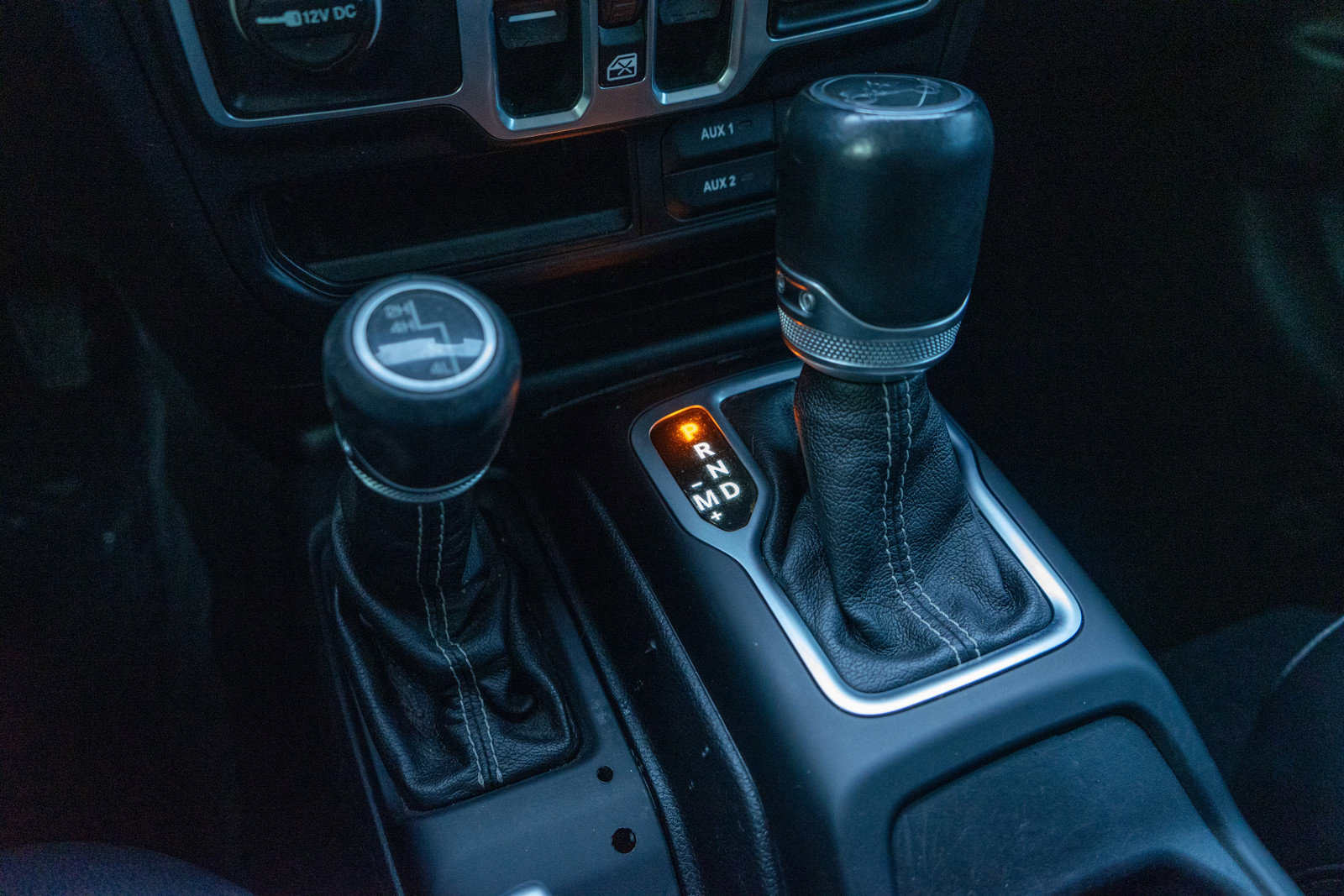 Used 2018 Jeep Wrangler Unlimited Sahara w/ Uconnect 4C Nav & Sound Group image 21