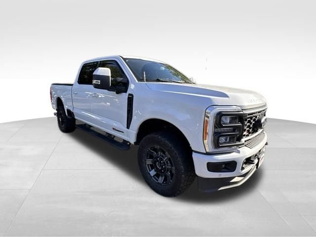 Used 2023 Ford F250 Lariat w/ Sport Appearance Package AWD/4WD image 9