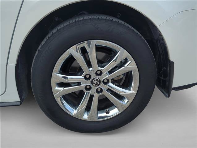 Certified 2023 Toyota Sienna XSE AWD/4WD image 9