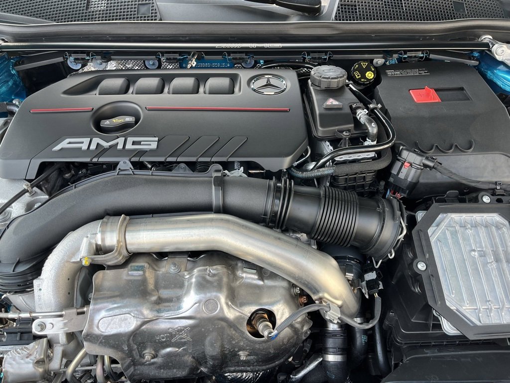 Used 2025 Mercedes-Benz CLA 35 AMG 4MATIC image 12