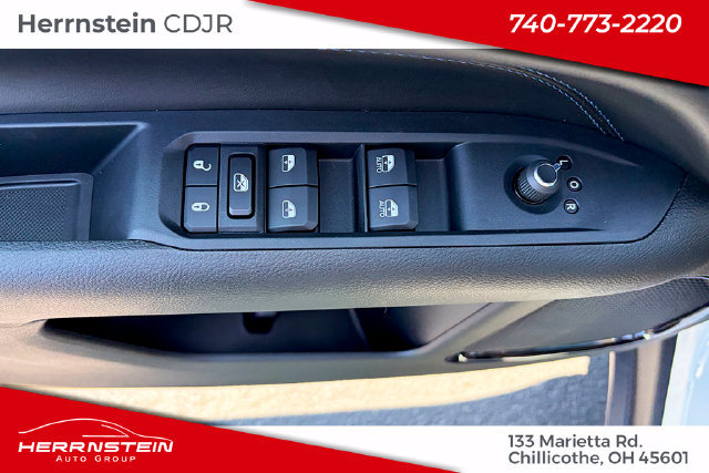 New 2026 Jeep Compass Latitude AWD/4WD image 13