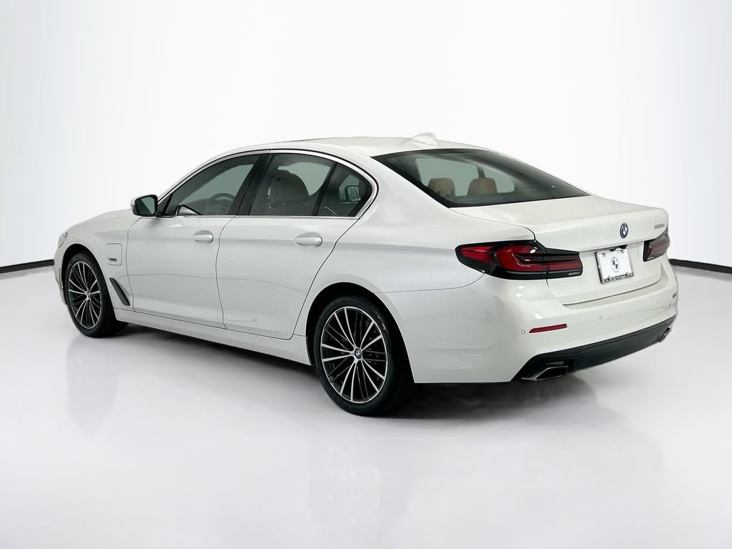 Certified 2023 BMW 530e w/ Premium Package RWD image 7
