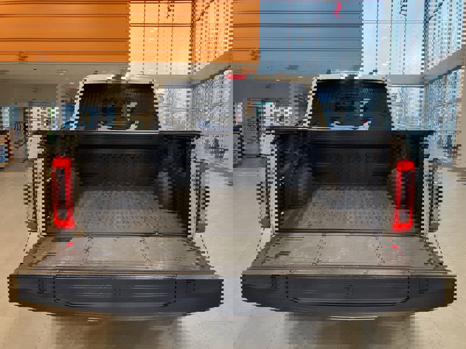 Certified 2023 Ford F150 Lariat w/ Equipment Group 502A High image 39